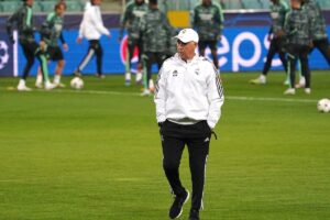 Champions: Ancelotti anuncia la titularidad de Benzema y valora dar descanso a Vinicius: "Ha jugado todo" | Champions League 2022