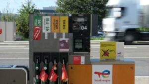 EEUU tomará medidas sobre el alza de los precios de la gasolina
