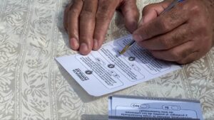 El 15 % de los venezolanos están dispuestos a votar en primarias opositoras