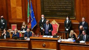El Parlamento italiano inaugura la legislatura con tensiones en la derecha