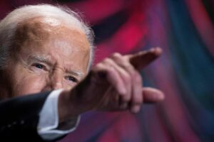 El ala izquierda demcrata se retracta por pedir a Joe Biden que negocie un alto al fuego con Rusia en Ucrania