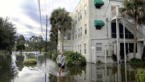 El huracán Ian deja al menos 77 muertos en Florida, y cuatro en Carolina del Norte