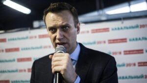 El líder opositor Navalni relanza su movimiento político