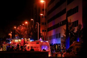 Fallece un niño de cinco años en la explosión en un local comercial de Alcorcón
