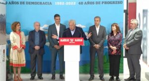 Felipe González reitera ante Sánchez su deseo de repetir los Pactos de la Moncloa ante la incertidumbre futura