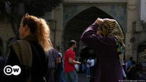 Francia recomienda a sus ciudadanos en Irán abandonar el país | El Mundo | DW