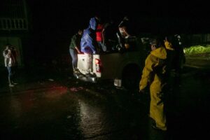 Huracán Julia causa importantes daños al impactar en Nicaragua