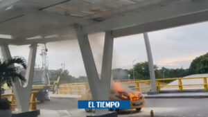 Incendio de un taxi provocó emergencia en el aeropuerto de Barranquilla - Barranquilla - Colombia