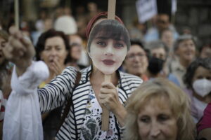 La UE llega a un acuerdo para sancionar a Irn por la muerte de Masha Amini