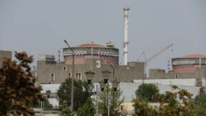La central nuclear de Zaporiyia vuelve a quedar desconectada de la red eléctrica por los bombardeos