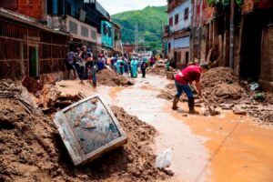 Lluvias inundan 650 viviendas en el estado Sucre