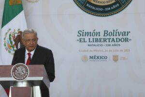 López Obrador pide a EEUU restablecer relaciones con Maduro