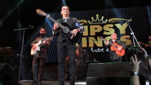Los Gipsy Kings emocionan a 15 mil personas en festival de Monterrey