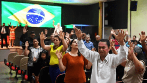 Lula vs Bolsonaro | "Los pastores evangélicos están sembrando el miedo desde el altar"