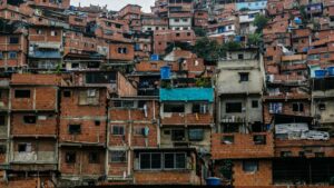Maduro asegura que "erradicará por completo" la pobreza en Venezuela