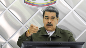 Maduro mantiene monitoreo con gobernadores ante lluvias