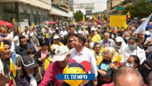 Marchas contra la reforma tributaria de Gustavo Petro en Colombia - Otras Ciudades - Colombia