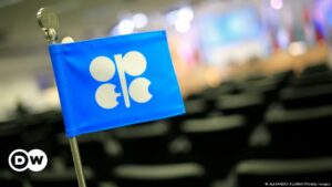 Ministros de la OPEP+ se reunirán presencialmente por primera vez desde 2020 | El Mundo | DW