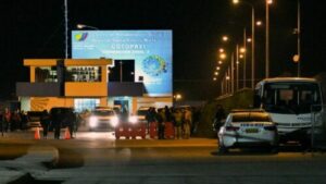 Motín en cárcel de Ecuador deja 15 muertos y 20 heridos