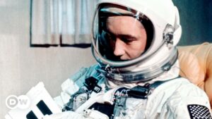 Muere James McDivitt, astronauta que preparó la misión de la NASA a la Luna | Ciencia y Ecología | DW
