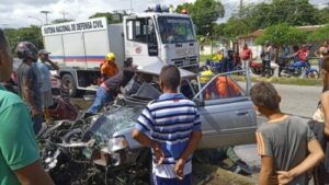 Mueren en accidente de tránsito dos funcionarios de la GNB