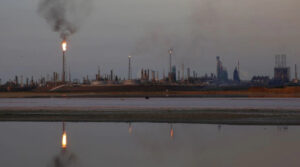 Reportan apagón en refinería Amuay