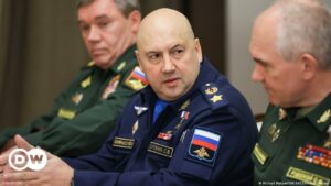 Rusia sustituye a comandante de ofensiva en Ucrania tras varias derrotas | El Mundo | DW