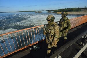 Un tsunami fluvial para frenar a Ucrania