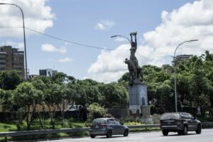 Una comisión del régimen sustrajo la estatua de María Lionza de los talleres de la UCV - El Diario