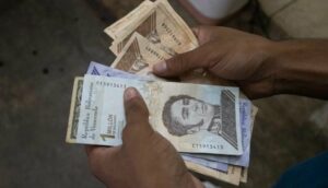 Venezuela podría cerrar con una inflación “10 veces superior” a la del resto del mundo, según economista
