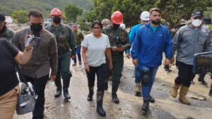 Vicepresidenta Delcy Rodríguez inspeccionó labores de recuperación en El Castaño