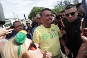 lo que dijo Bolsonaro tras ejercer su derecho al voto en Brasil este #30Oct
