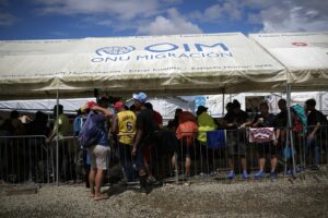 Al menos 4.000 migrantes han retornado desde Panamá a Venezuela en vuelos humanitarios