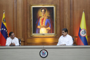 Cinco claves de la visita de cinco horas del presidente Gustavo Petro a Caracas