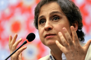 Cómo superar los retos del periodismo independiente, según Carmen Aristegui