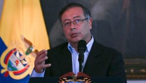 Congreso de Colombia aprobó alza de impuestos propuesta por Petro