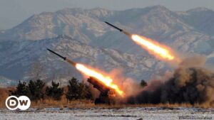 Corea del Norte dispara un misil balístico al mar de Japón | El Mundo | DW
