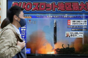 Corea del Norte lanza un misil balstico intercontinental a la zona econmica exclusiva de Japn