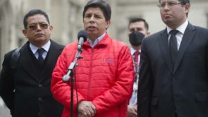 El presidente de Perú nombra a Betsy Chávez primera ministra