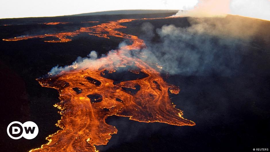 Entra en erupción el volcán activo más grande del mundo | El Mundo | DW