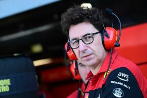 F1: Dimite Mattia Binotto como patrn de Ferrari