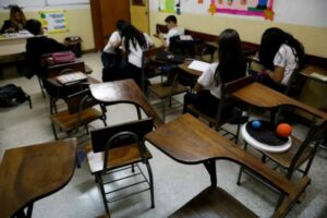Falta de personal en las escuelas venezolanas limitan la atención a casos de “bullying”