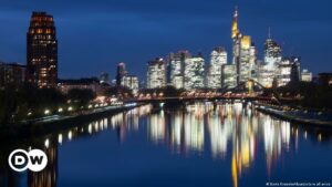 Fráncfort del Meno y Múnich en lista de riesgo mundial de burbuja inmobiliaria | El Mundo | DW