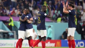 Francia es el primer clasificado a la siguiente ronda del Mundial
