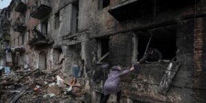 Guerra en Ucrania, la bola de demolición de la ayuda humanitaria mundial