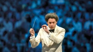 Gustavo Dudamel nominado a los premios Grammy 2023
