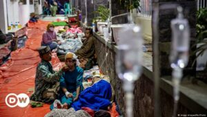 Indonesia busca sobrevientes de terremoto que dejó 252 muertos | El Mundo | DW