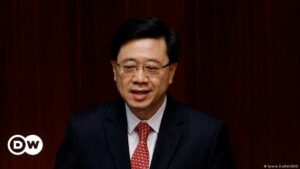 Jefe hongkonés positivo a COVID-19 tras reunirse con Xi en APEC | El Mundo | DW