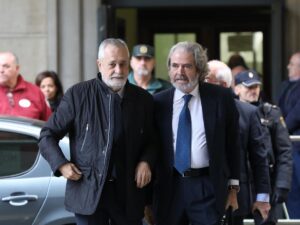La defensa de Griñán alega que "no es un político corrupto" y pide desestimar el escrito de la Fiscalía