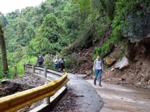 Las intensas lluvias en Mérida han ocasionado derrumbes en importantes vías